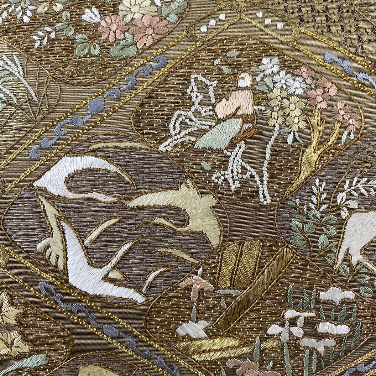 袋帯 格天井 花鳥 金糸 刺繍 鶯色 お太鼓柄 正絹