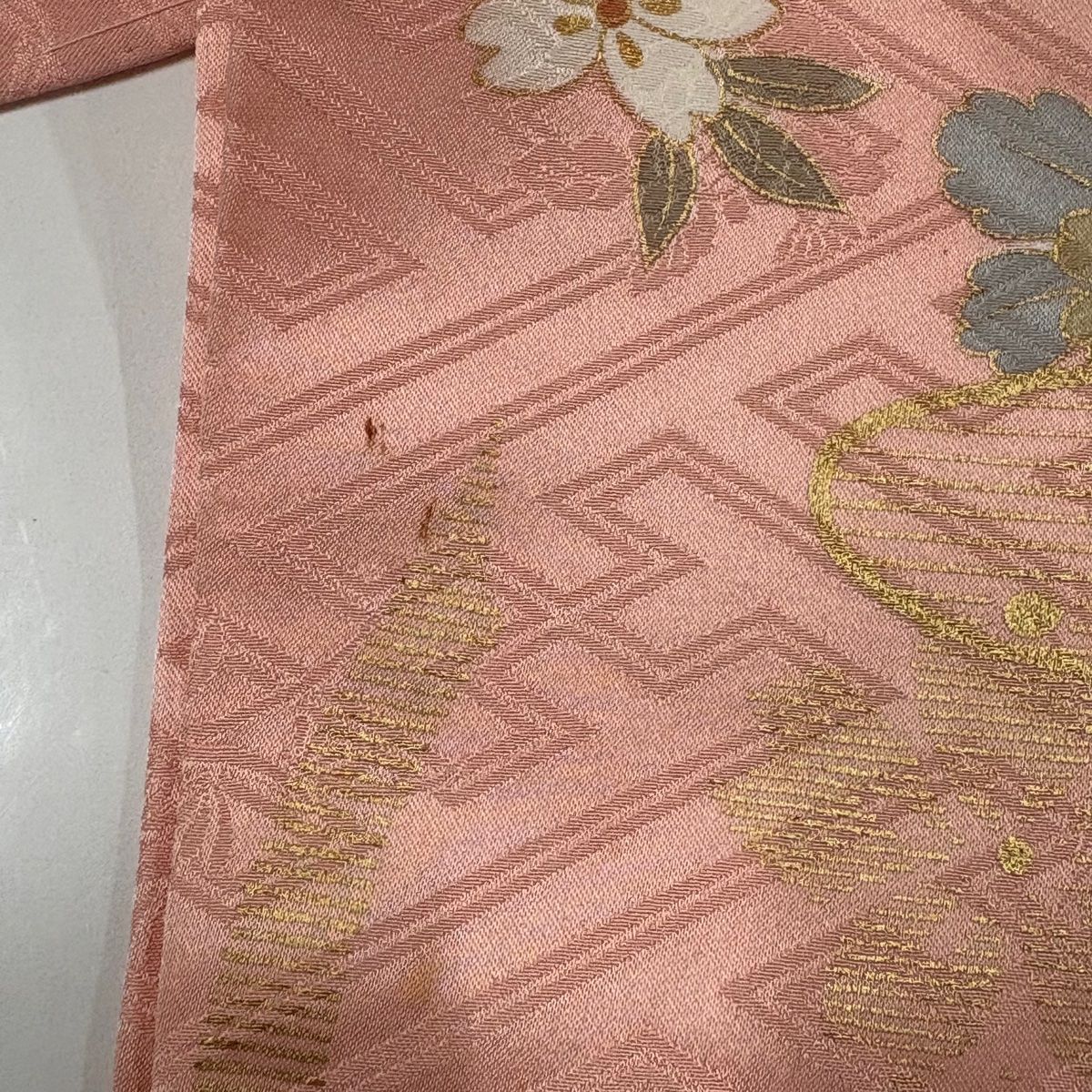  振袖 身丈168 cm 裄丈65 M 袷 鎌倉文 草花 金彩 染め分け ピンク 正絹 秀品 振袖 着物
