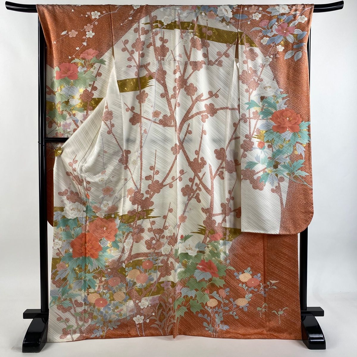 振袖 身丈170.5 cm 裄丈68 L 袷 牡丹 枝梅 金彩 染め分け クリーム 正絹 秀品