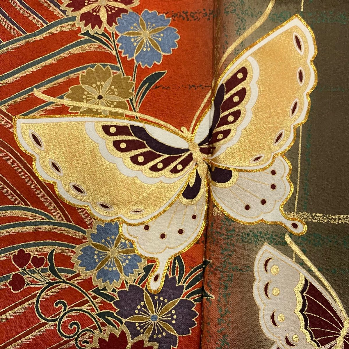  振袖 身丈154 5 cm 裄丈67 M 袷 蝶 華文 金糸 金彩 灰茶 正絹 秀品 振袖 着物