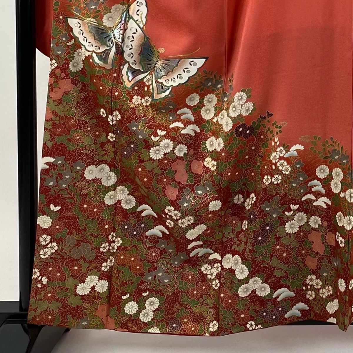 振袖 身丈158 5 cm 裄丈65 M 袷 蝶 草花 金銀彩 染め分け 濃ピンク 正絹 秀品