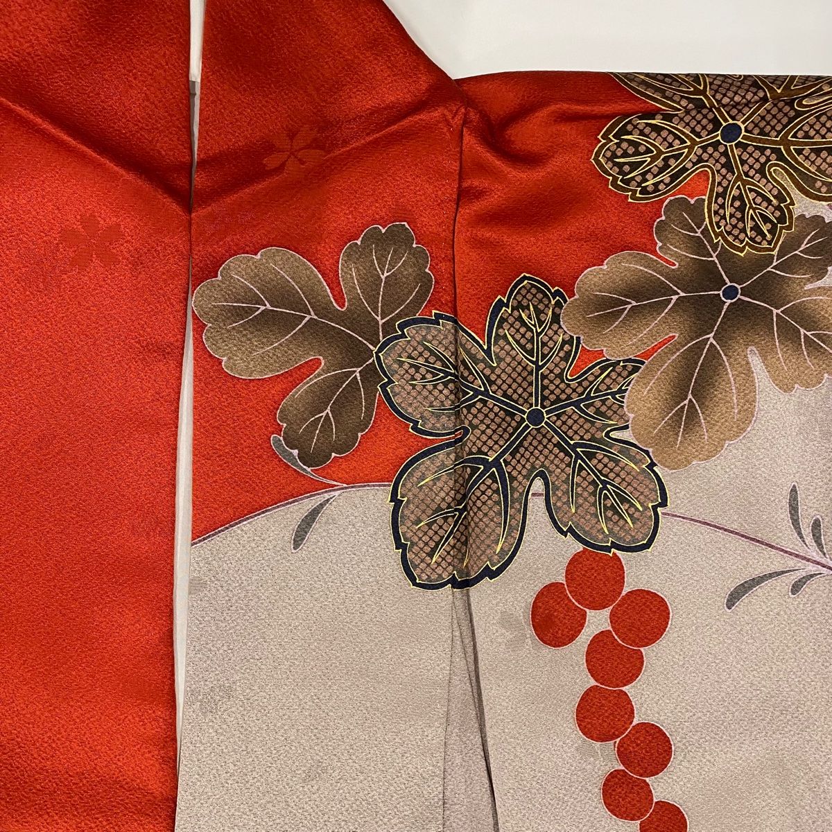  振袖 身丈161 cm 裄丈66 M 袷 笠松 藤 金糸 金彩 朱色 正絹 秀品 振袖 着物