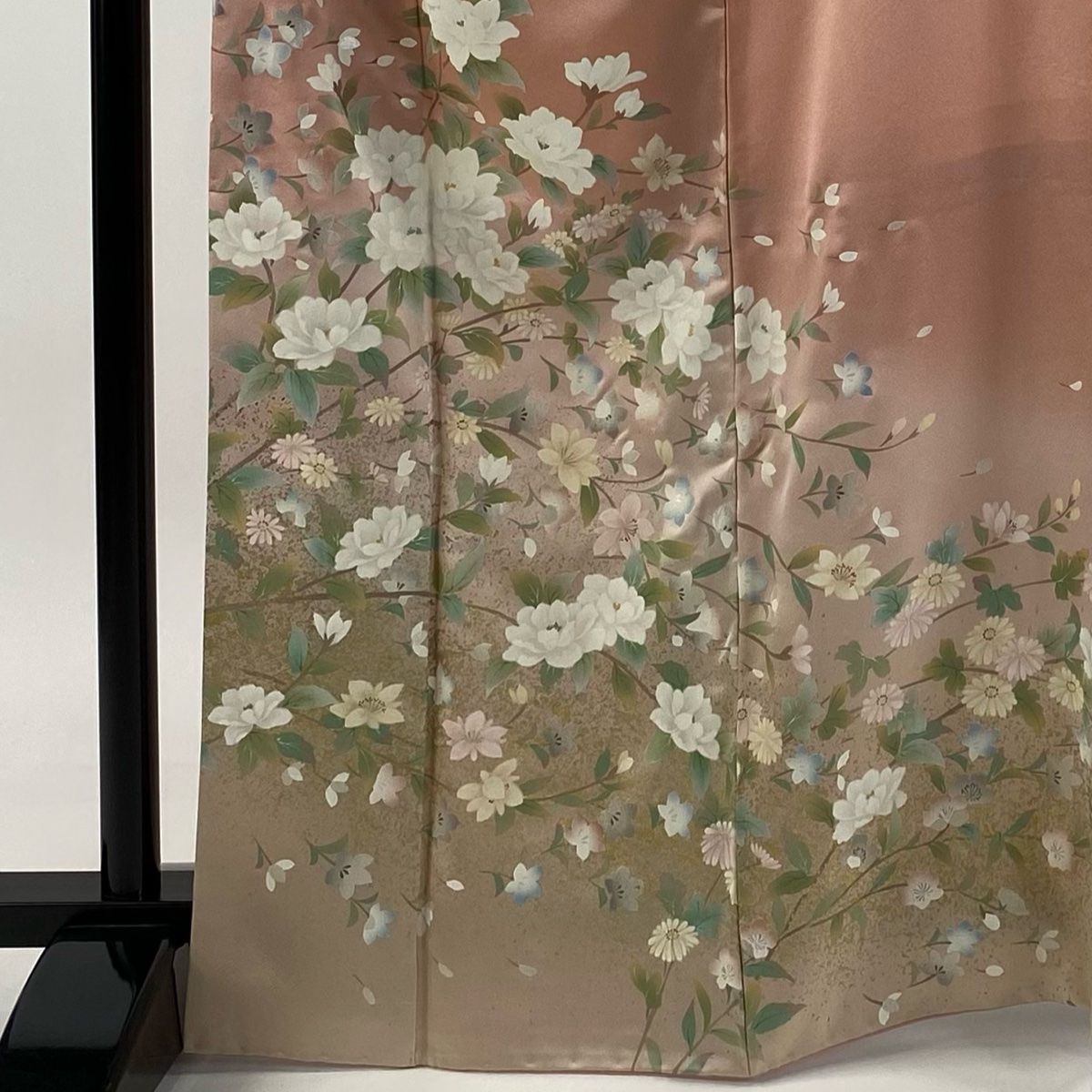 訪問着 身丈167.5 cm 裄丈67.5 L 袷 枝花 菊 金銀彩 ぼかし ピンク 正絹 秀品