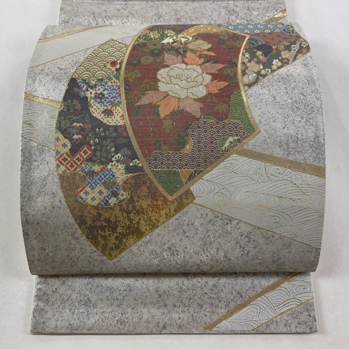 袋帯 秀品 扇面 草花 螺鈿 金彩 銀色 お太鼓柄 正絹