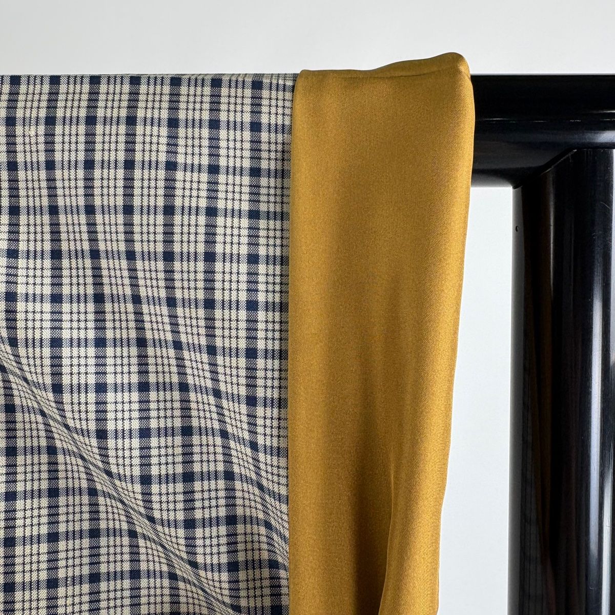  紬 身丈162 cm 裄丈67.5 L 袷 千總 格子 灰色 正絹 紬 着物