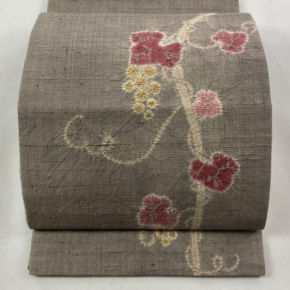 開き名古屋帯 福村廣利 落款 紬地 葡萄 絞り 灰茶 正絹