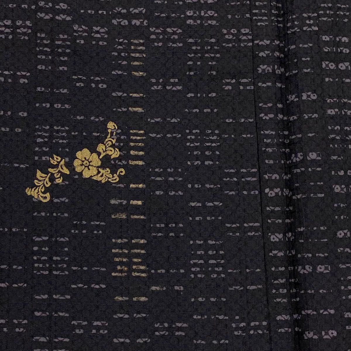  小紋 身丈159 5 cm 裄丈69 L 袷 草花 幾何学模様 金彩 墨色 正絹 小紋 着物