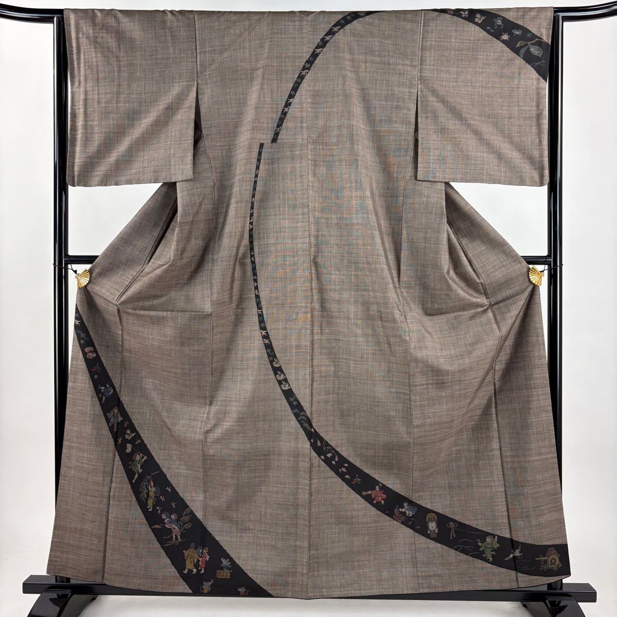 大島紬 身丈161 cm 裄丈63 5 S 袷 純泥染 証紙 人物 トンボ 焦茶色 正絹