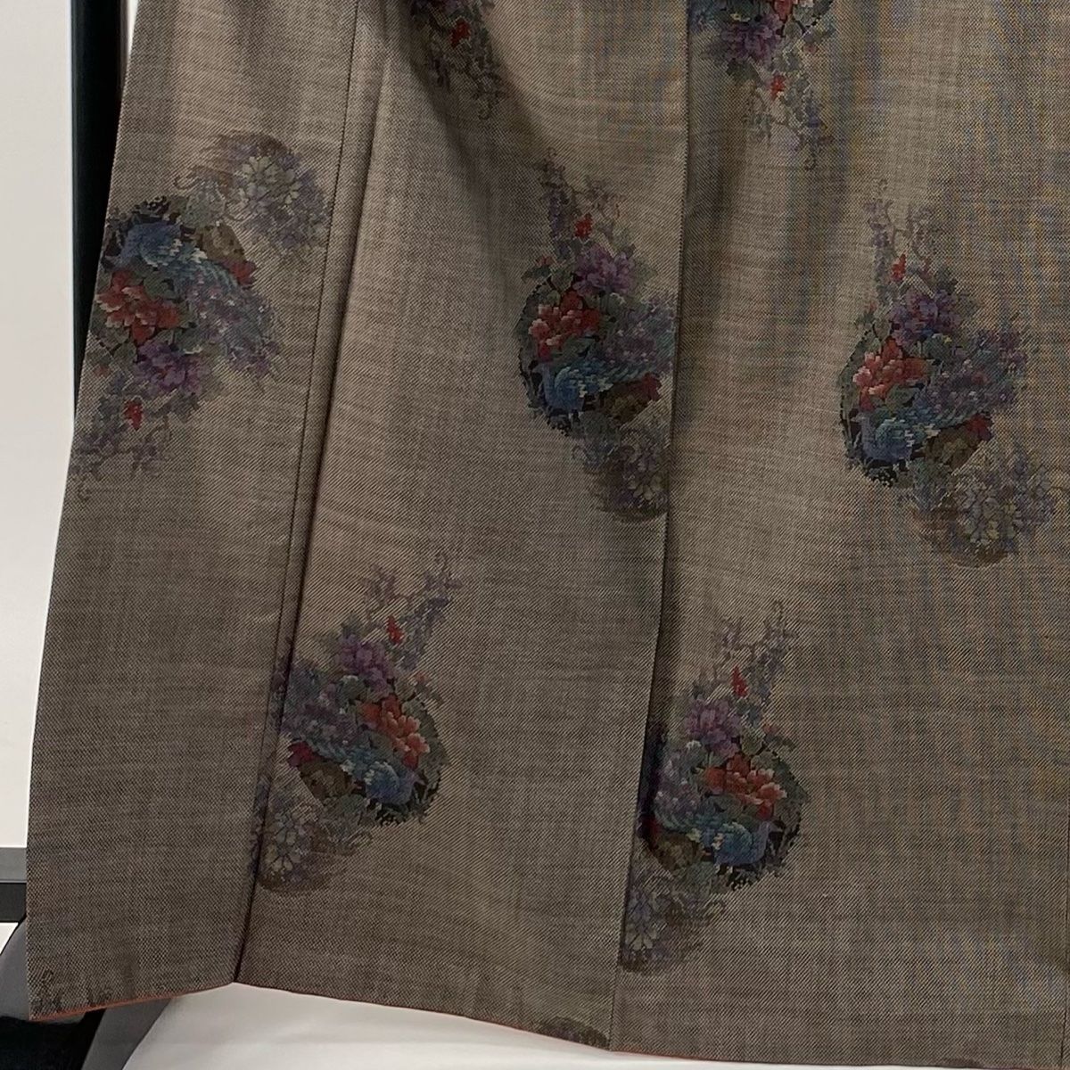 大島紬 身丈167 cm 裄丈67 5 L 袷 純泥染 証紙 花籠 灰茶 正絹