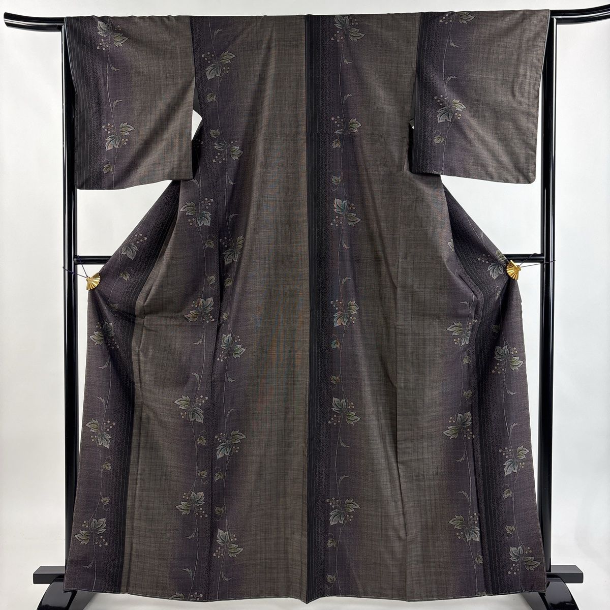 大島紬 身丈165 cm 裄丈65 M 袷 やまと 証紙 葉と実 縞 純泥染 焦茶色 正絹