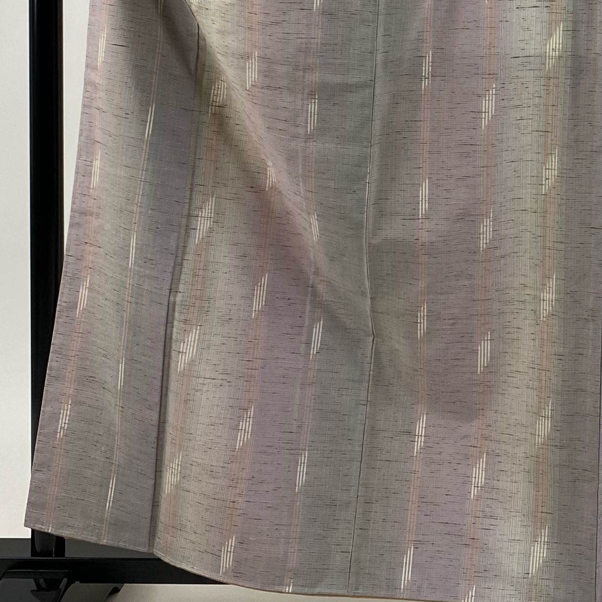 紬 身丈161.5 cm 裄丈64 M 袷 縞 幾何学模様 薄紫 正絹