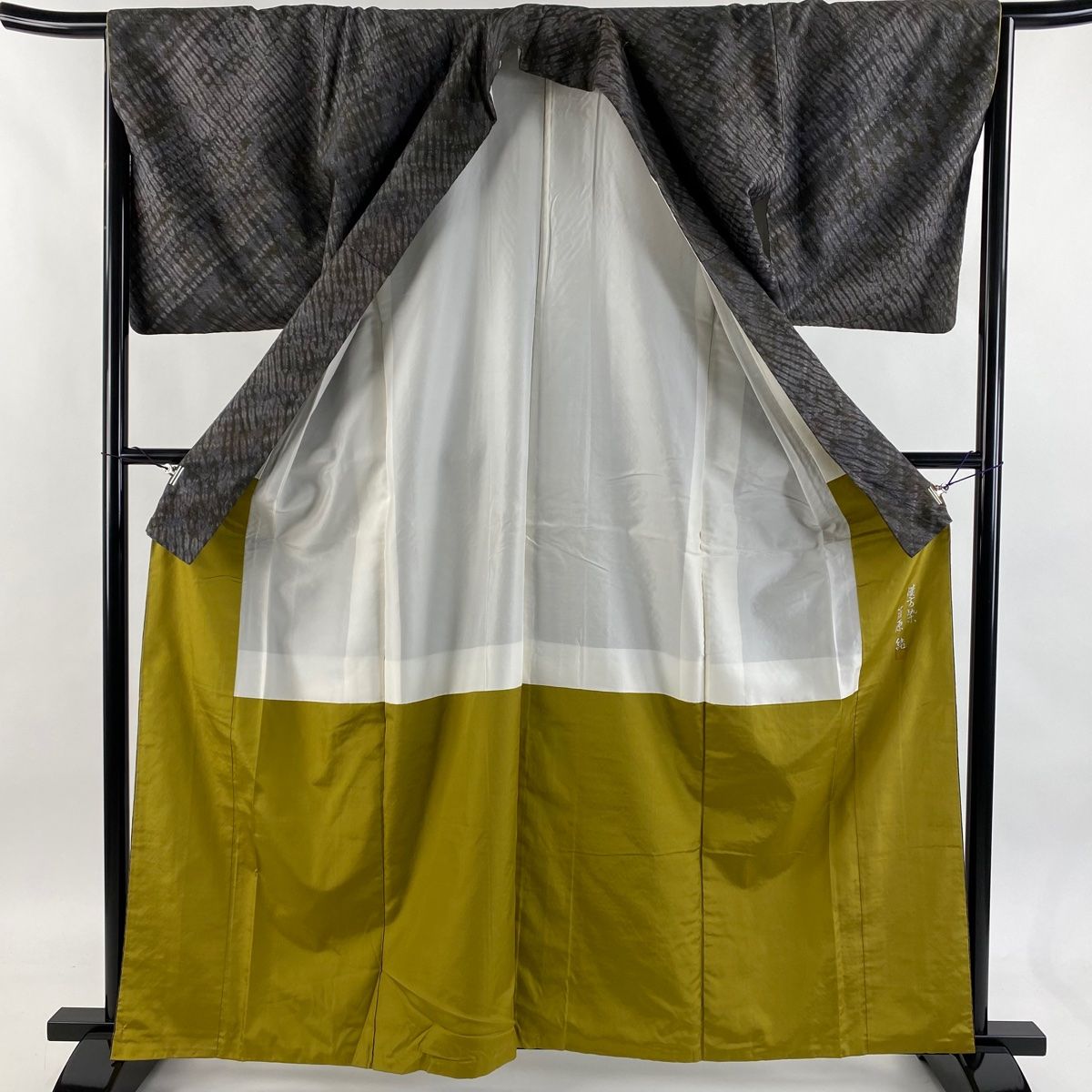  小紋 身丈161 cm 裄丈66 M 袷 紬地 落款 幾何学模様 絞り 深緑 正絹 小紋 着物