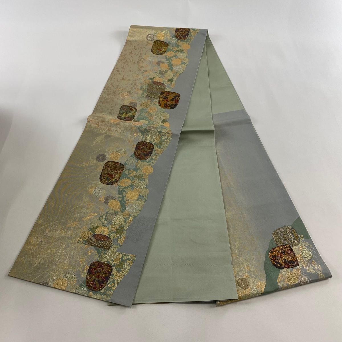  袋帯 秀品 鈴乃屋 秋草 茶筒 金銀糸 箔 灰色 お太鼓柄 正絹 袋帯 帯