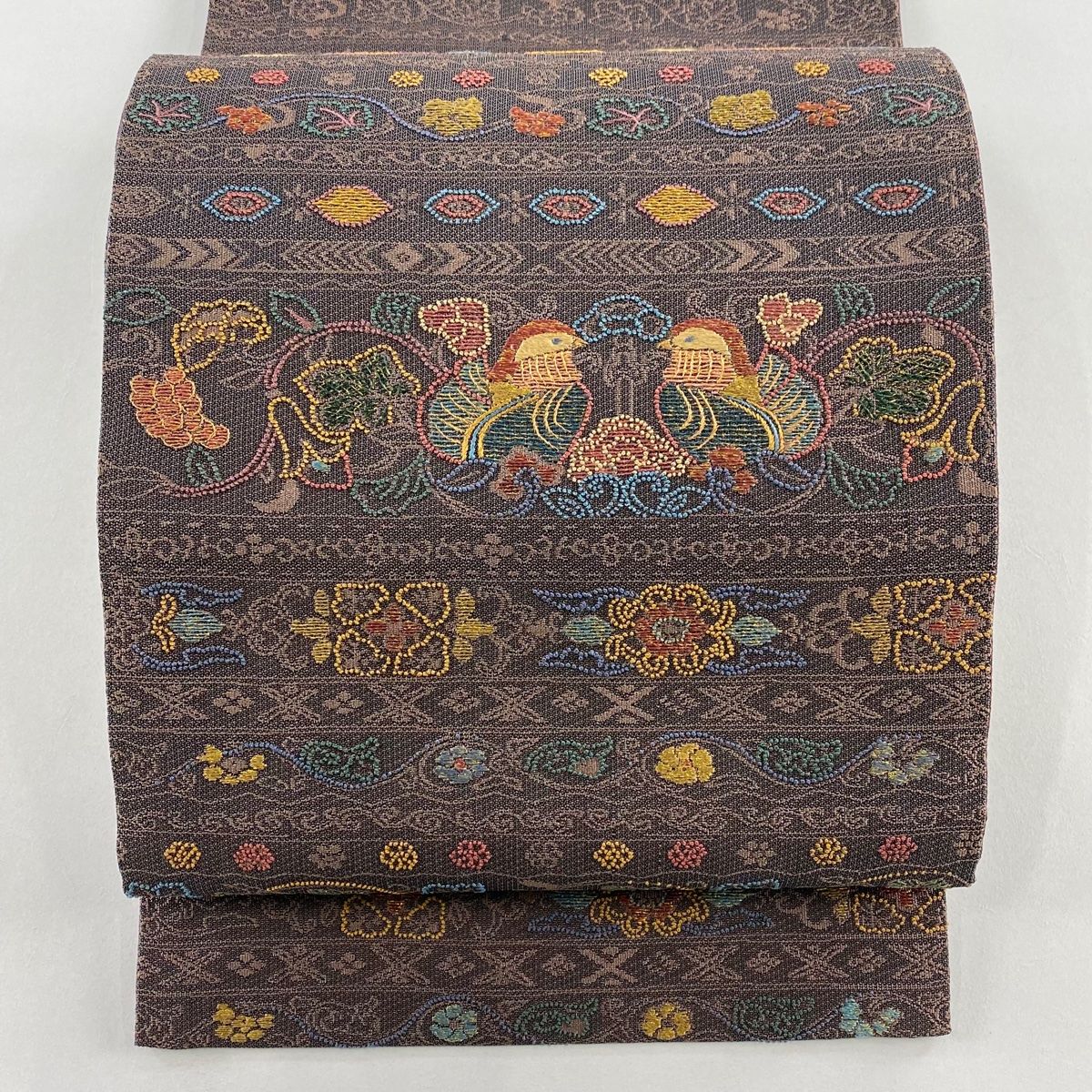 袋帯 秀品 向鳥 草花 箔 刺繍 灰紫 お太鼓柄 正絹