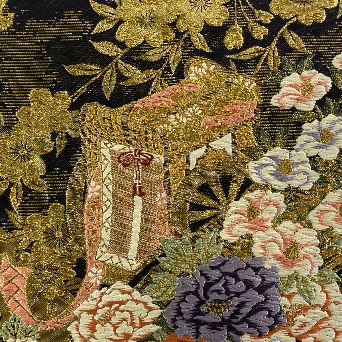 袋帯 秀品 やまと 御所車 牡丹 金糸 箔 金色 六通 正絹