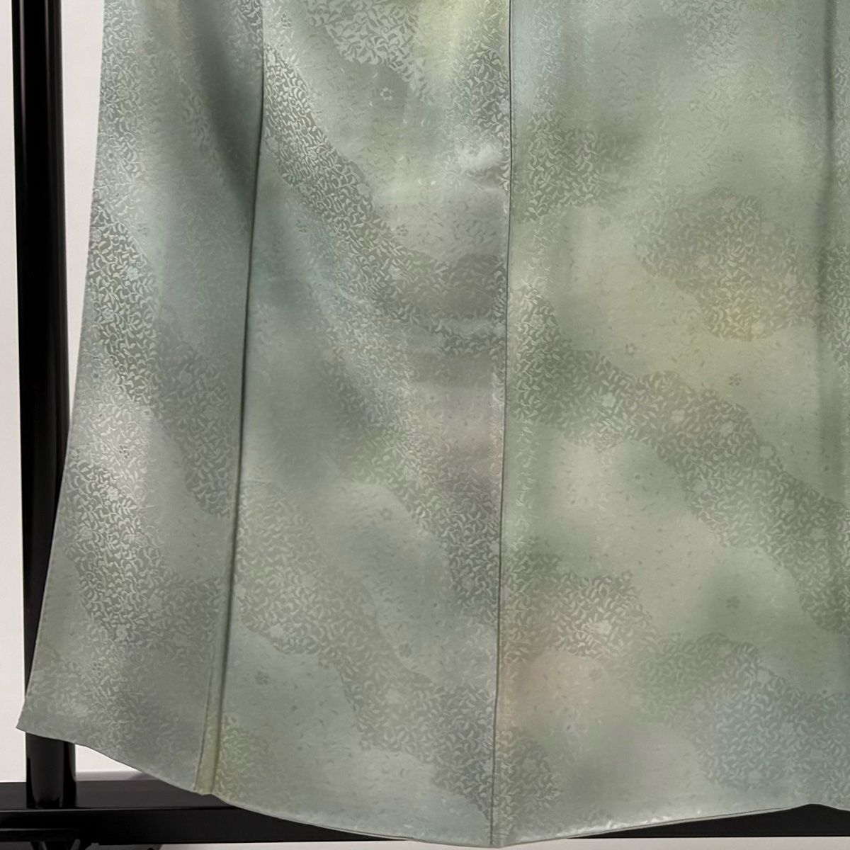 小紋 身丈158 cm 裄丈65 5 M 袷 地紋 道長取り ぼかし 灰緑 正絹 秀品