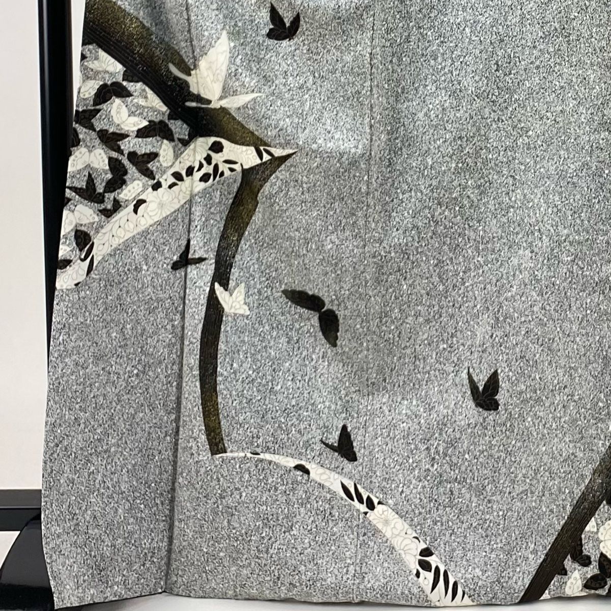 訪問着 身丈169cm 裄丈69cm L 袷 蝶 草花 金銀彩 黒灰 正絹 秀品