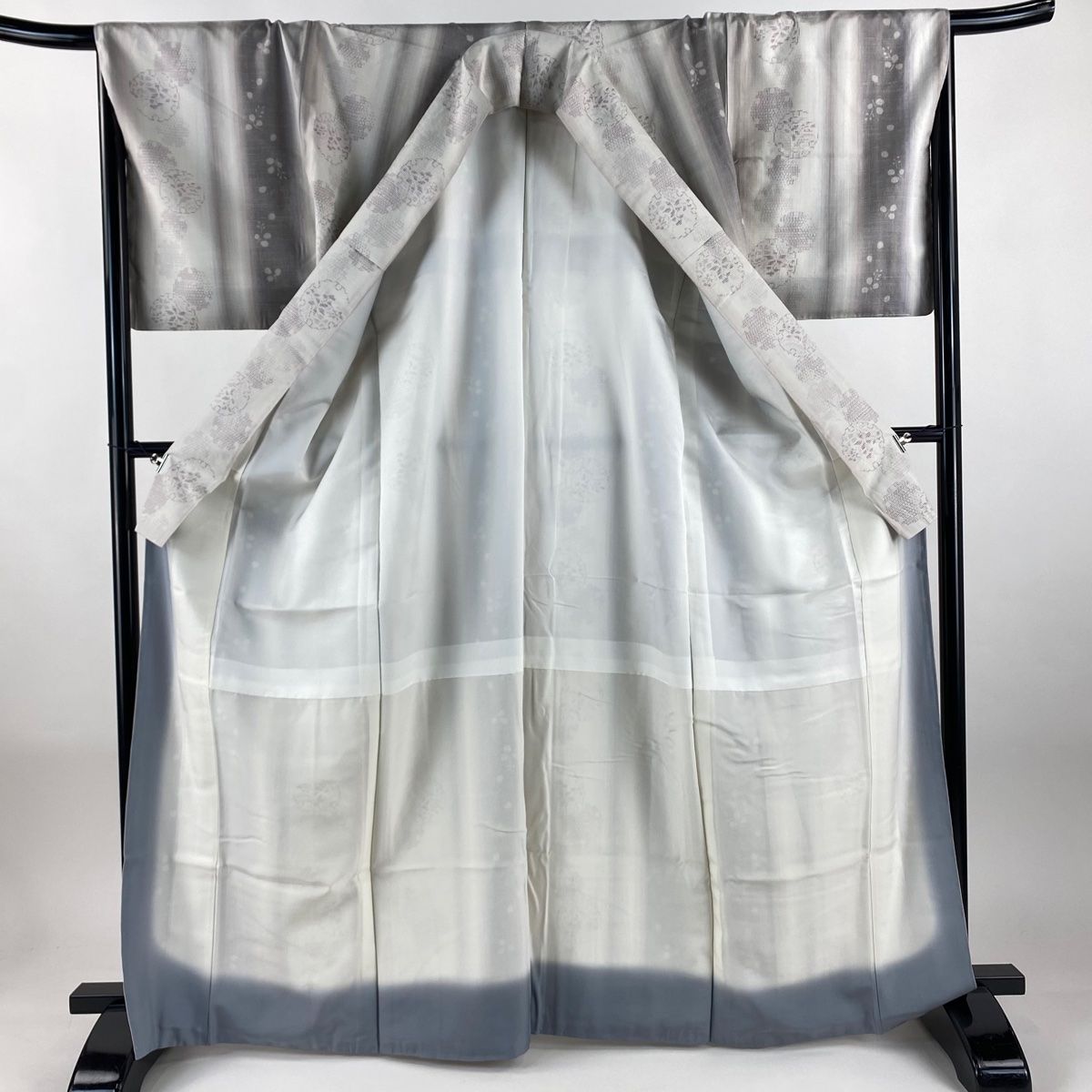  結城紬 身丈168 cm 裄丈68 L 袷 やまと 雪輪 萩 灰紫 正絹 秀品 紬 着物