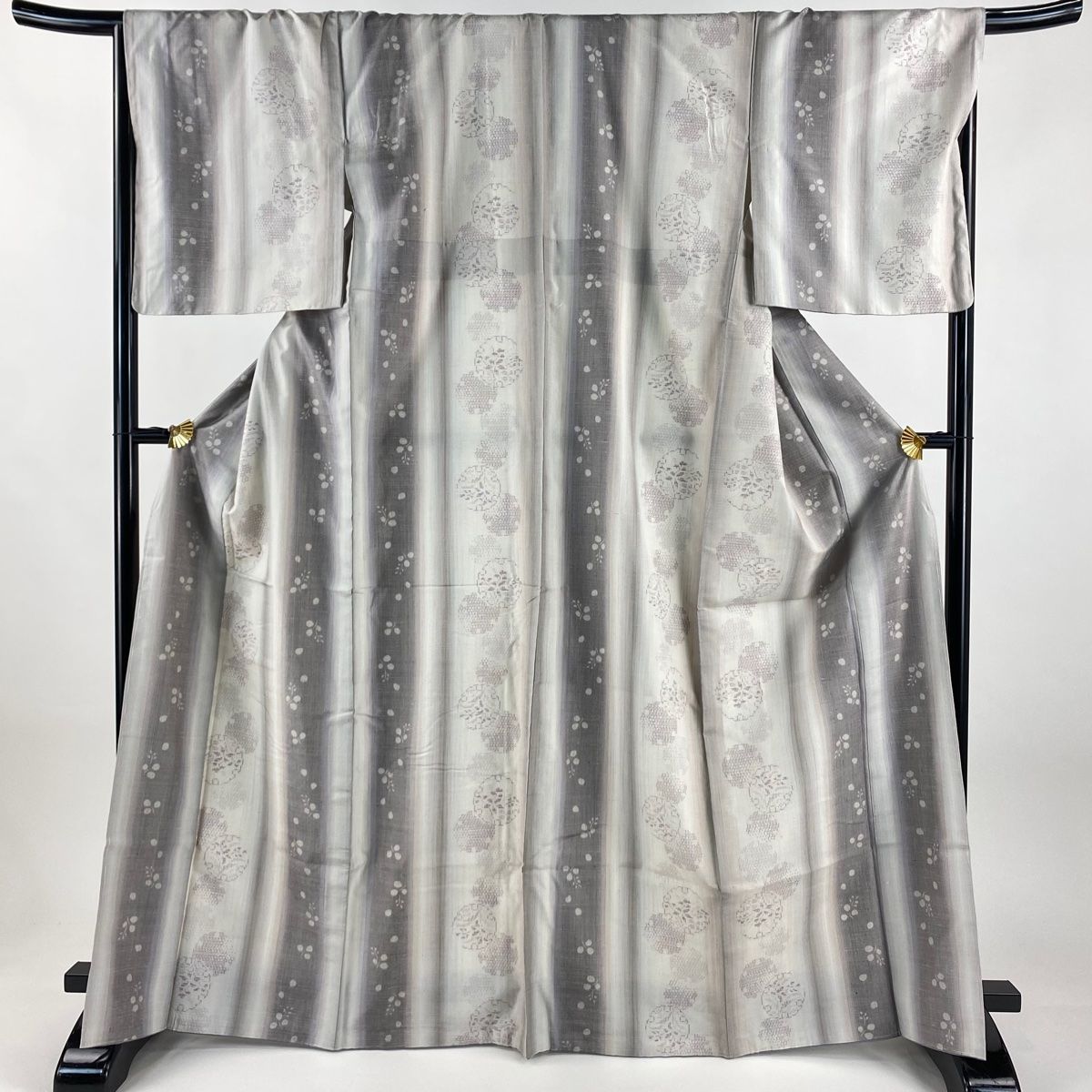 結城紬 身丈168 cm 裄丈68 L 袷 やまと 雪輪 萩 灰紫 正絹 秀品