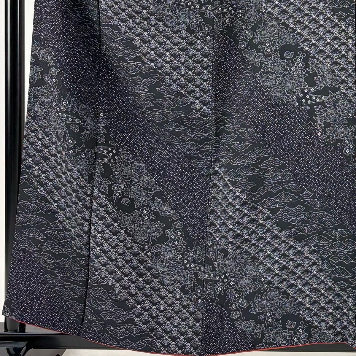小紋 身丈159.5 cm 裄丈65 M 袷 草花 梅青海波 縮緬 黒 正絹