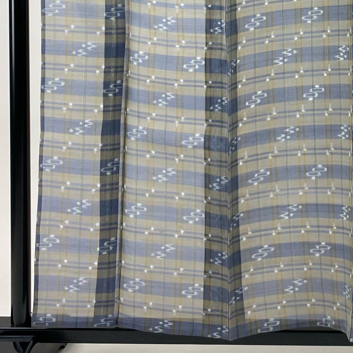 紬 身丈160 cm 裄丈62 S 薄物 格子 絣柄 灰色 正絹