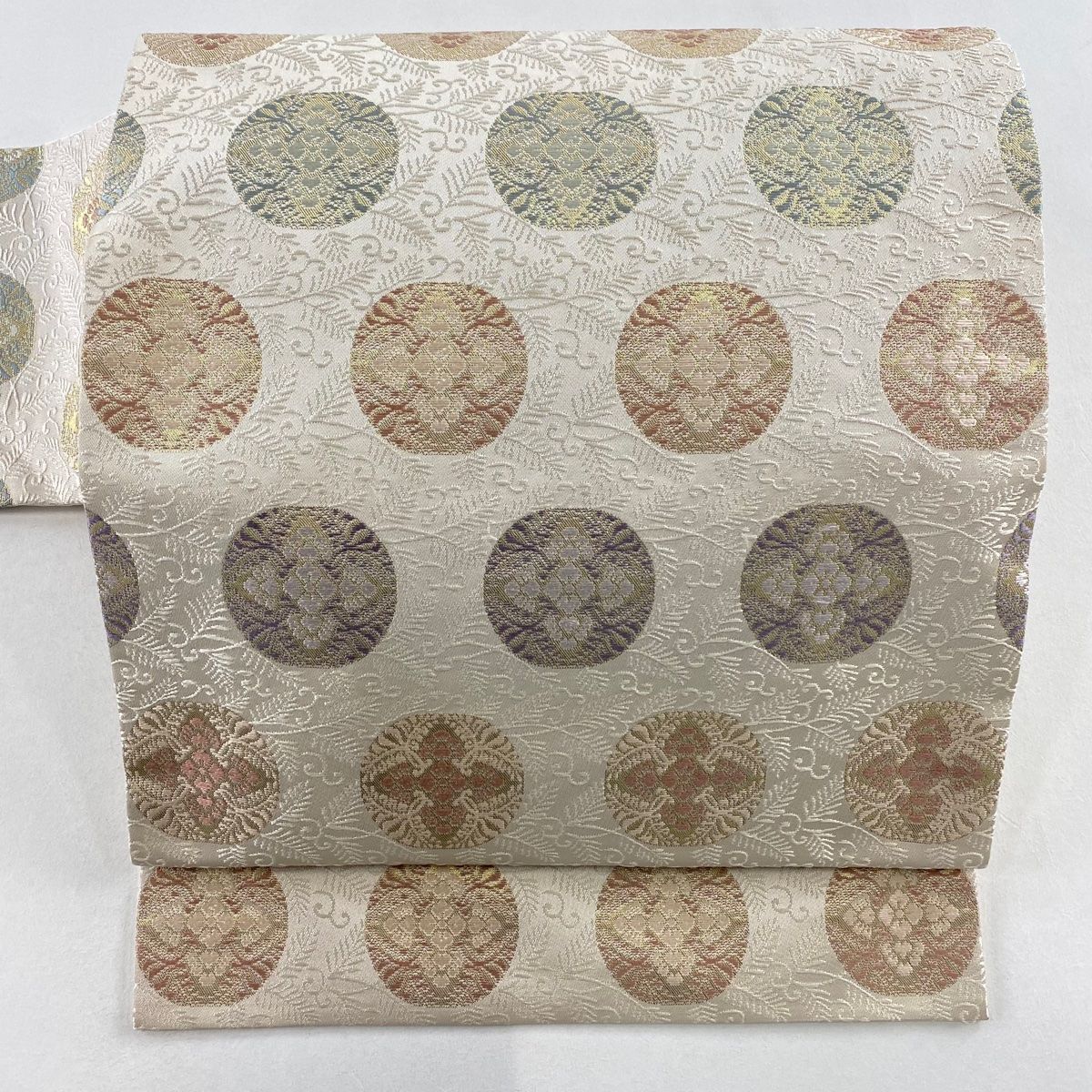 名古屋帯 秀品 丸文 華文 箔 クリーム 正絹