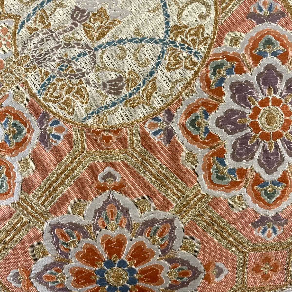 美品】 袋帯 秀品 関西仕立て 蜀江華文 裂取鳥兜文 刺繍 金糸 金色 全