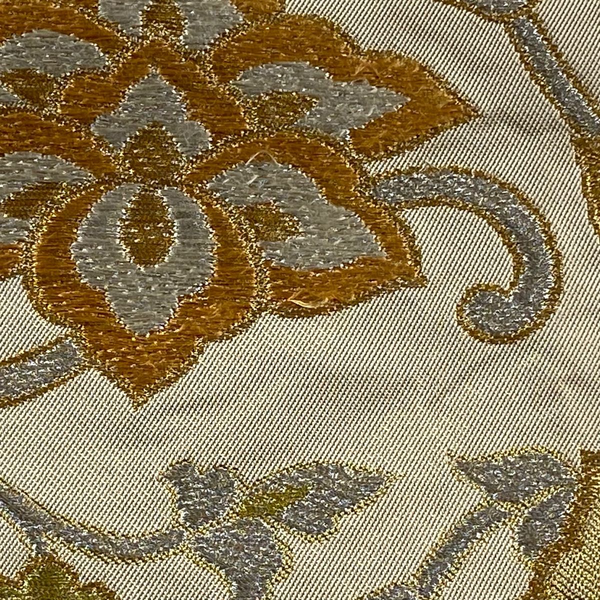 405my24◇川島織物 唐花 宝相華 金糸 銀糸 六通 袋帯◇美品 405my24◇川島織物 唐花 宝相華 金糸 銀糸 六通 袋帯◇美品 - メルカリ