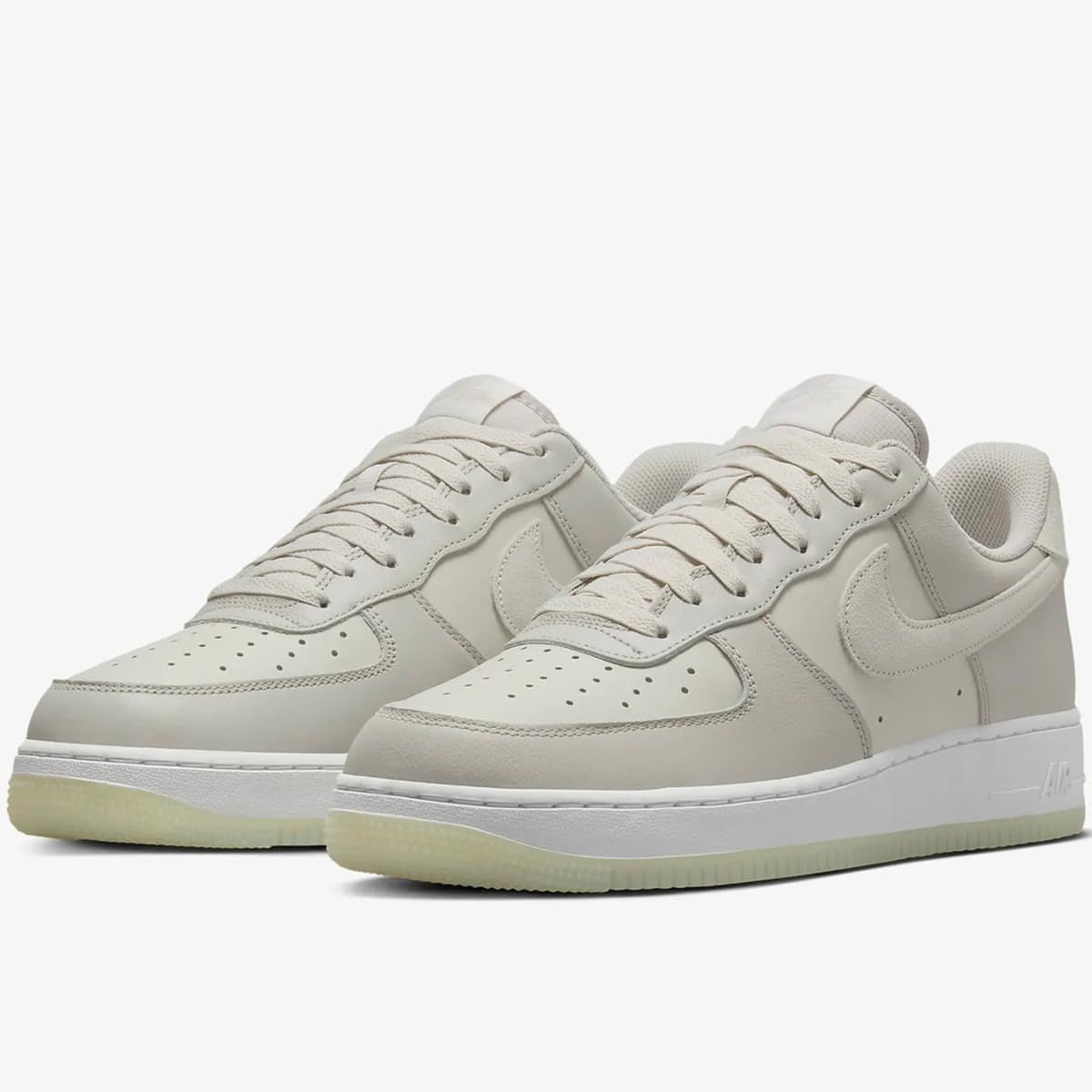 ナイキ エア フォース 1 ‘07 LV 8 AIR FORCE ライトボーン ライトアイアンオール サミットホワイト FN 5832-001日本 2 24.0 cm