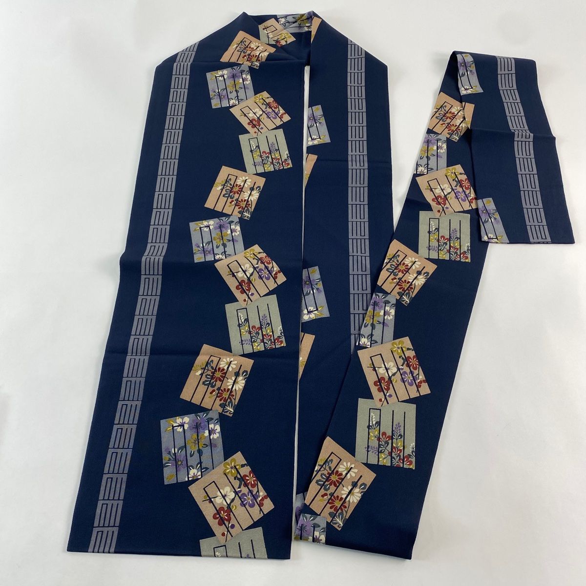  名古屋帯 秀品 源氏香 草花 縮緬 濃紺 正絹 名古屋帯 帯