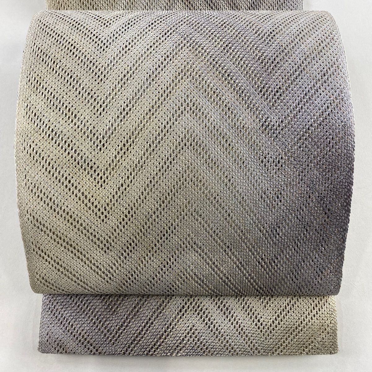 名古屋帯 秀品 松葉仕立て 八寸名古屋帯 幾何学模様 銀通し ぼかし 灰紫 正絹