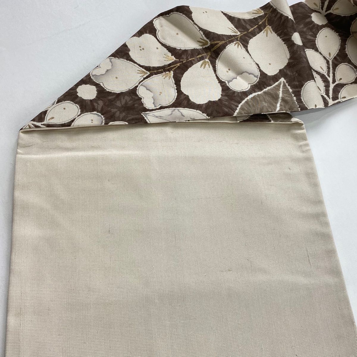  名古屋帯 紬地 草花 金彩 焦茶色 正絹 名古屋帯 帯