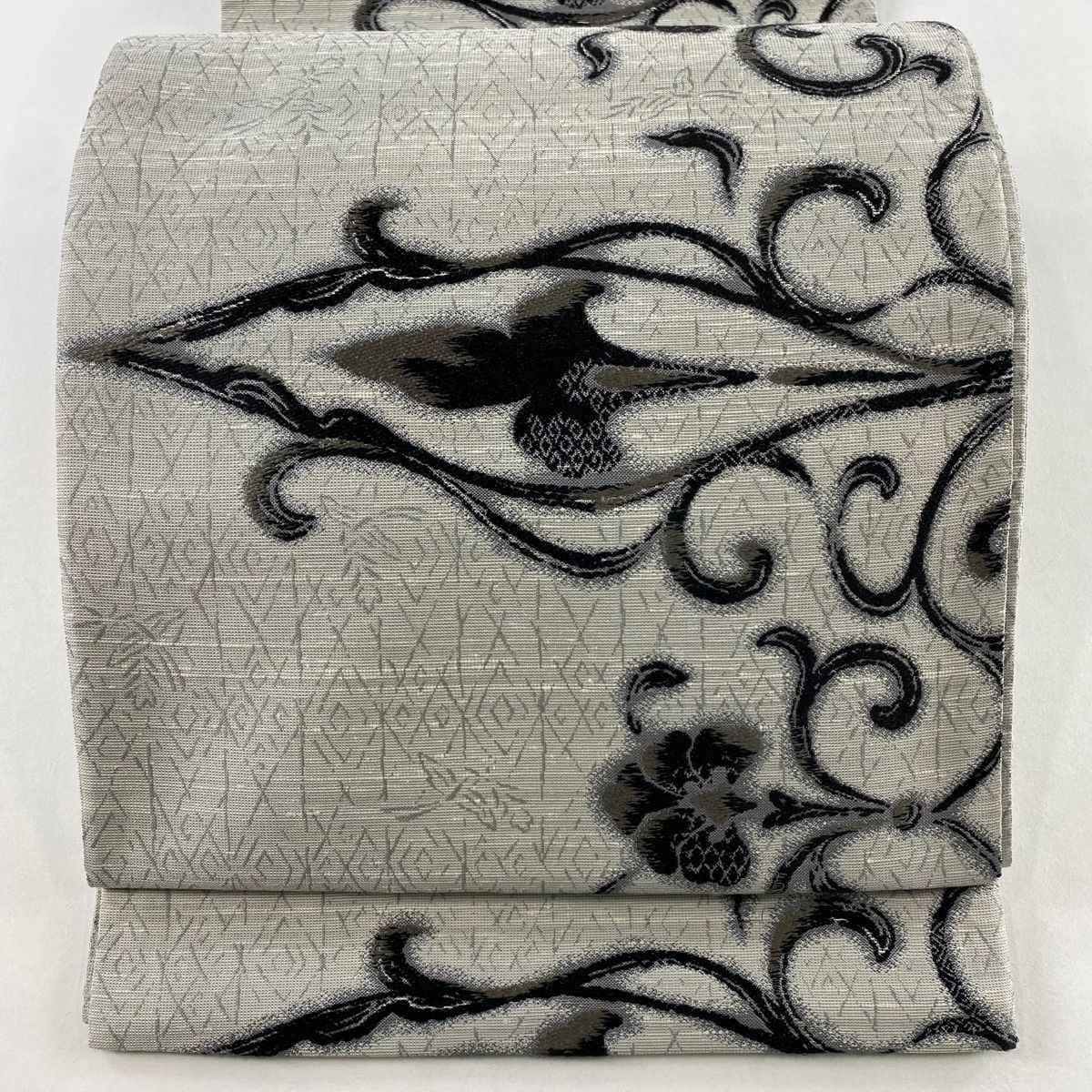 袋帯 絹真綿手紡 花枝唐草文 灰色 六通 正絹