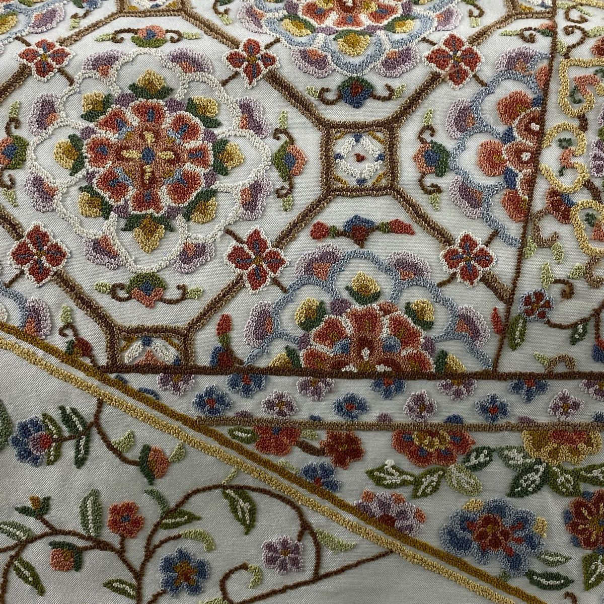 袋帯 蜀江華文 草花 相良刺繍 灰色 お太鼓柄 正絹