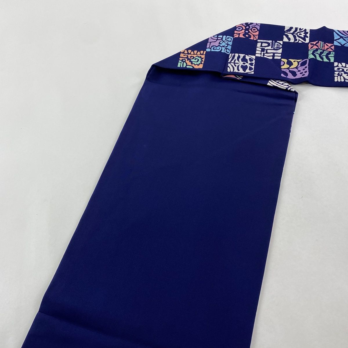  名古屋帯 落款 変わり市松 草花 紺色 正絹 名古屋帯 帯