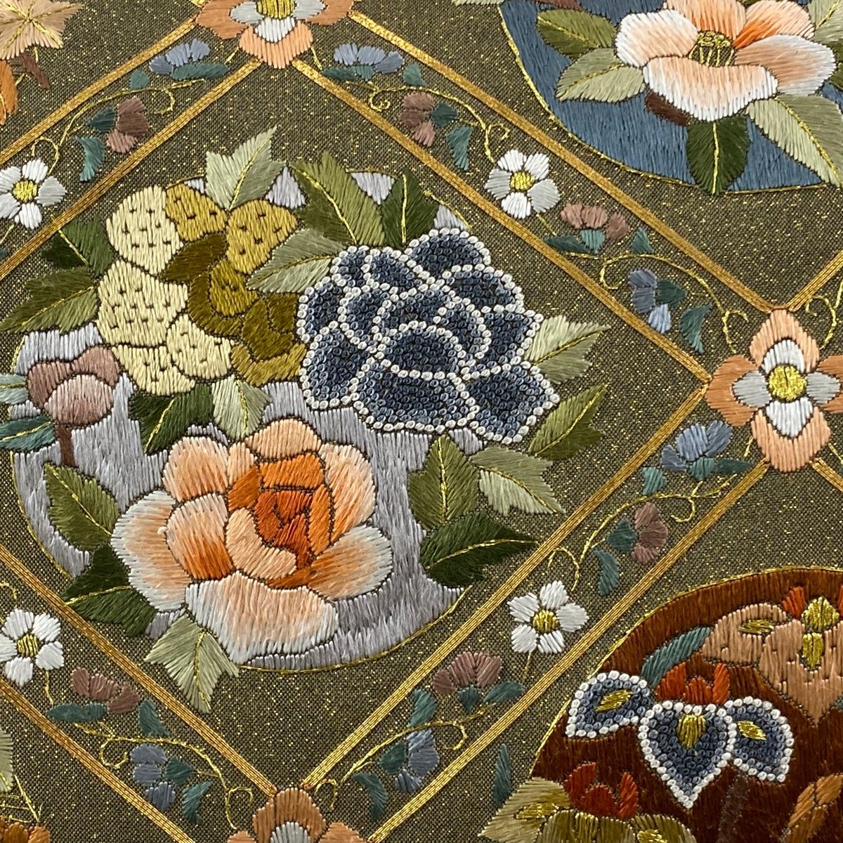 袋帯 格天井 草花 刺繍 金糸 灰緑 六通 正絹