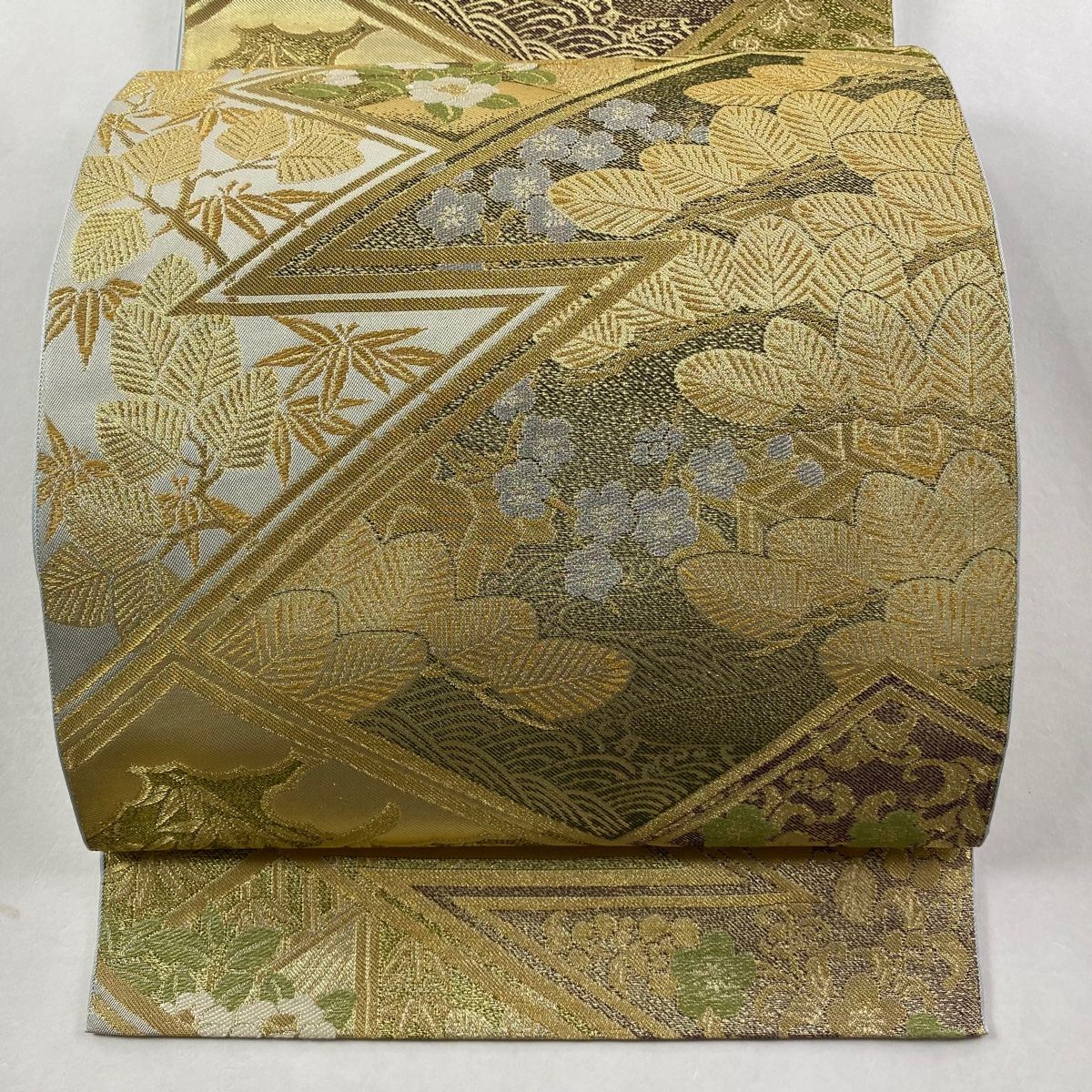 美品】 袋帯 逸品 川島織物 落款 松竹梅 椿 金銀糸 箔 金色 全通 正絹