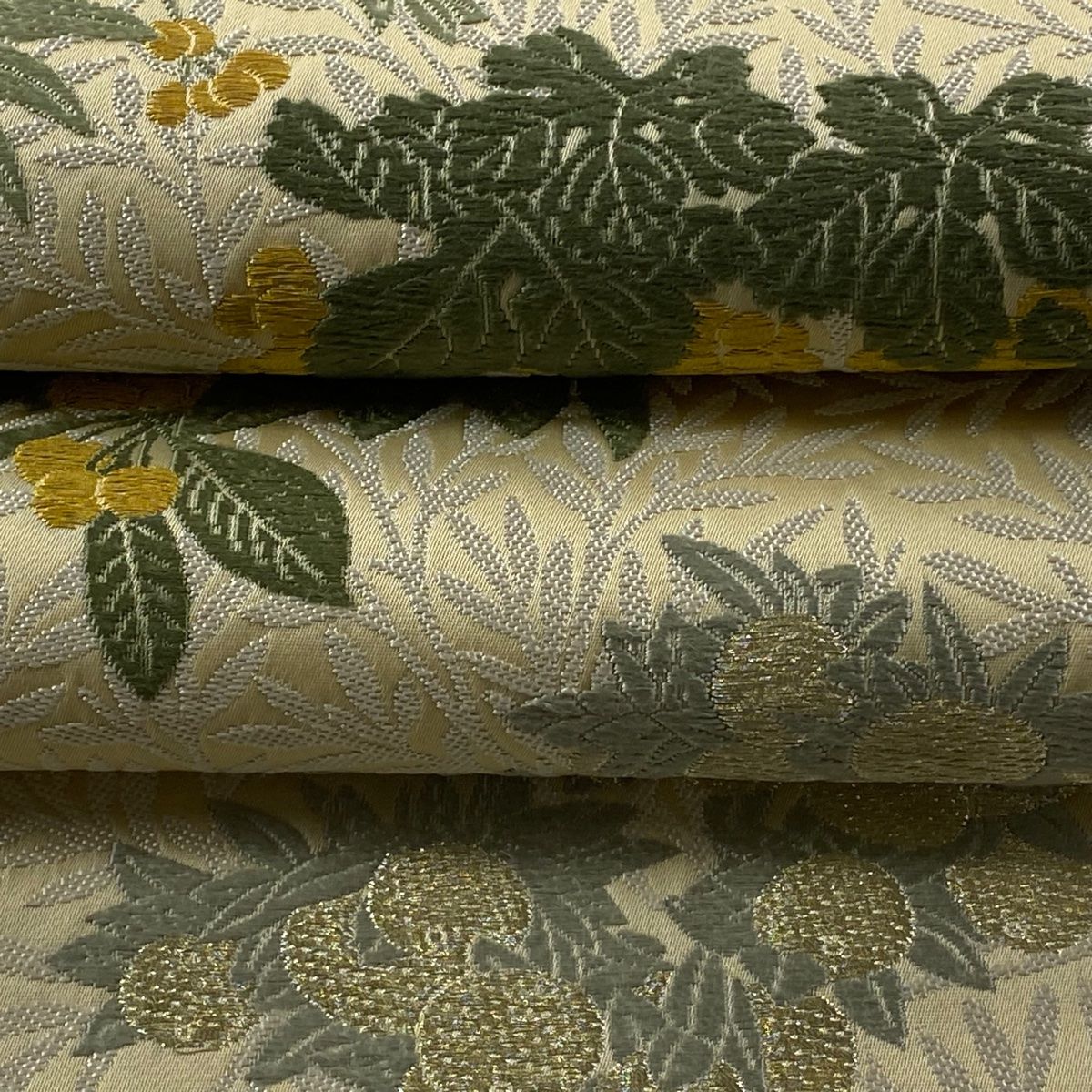 ベージュ お太鼓柄