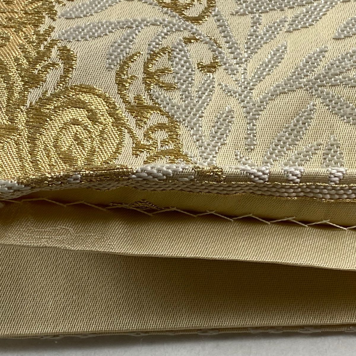 金銀糸 ベージュ