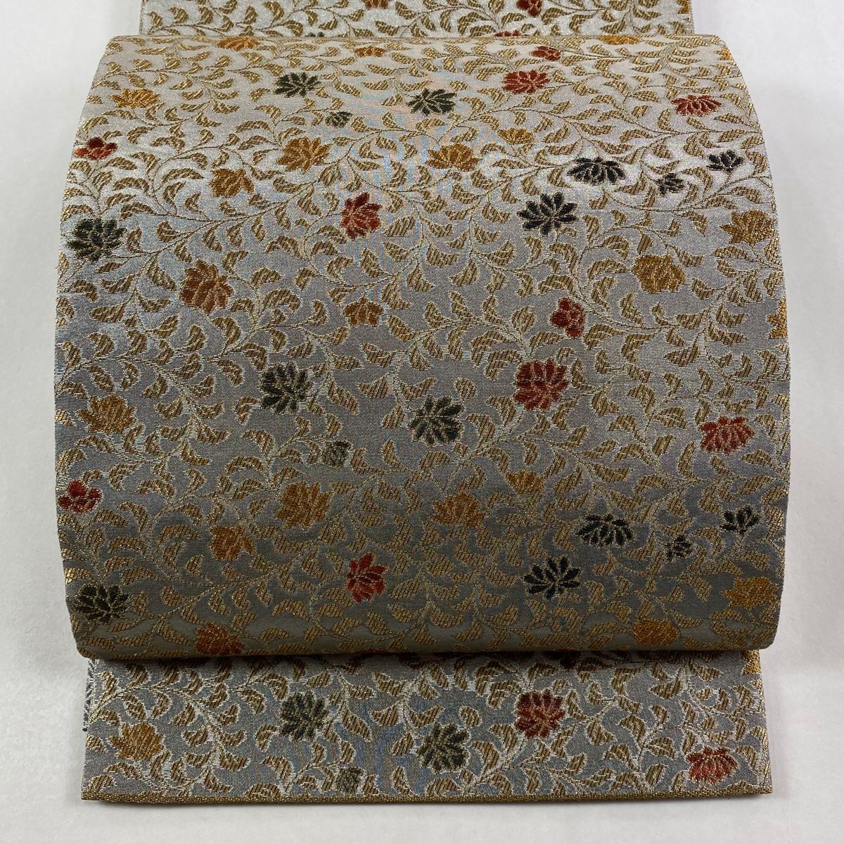 袋帯 紋屋井関 落款 御寮織 草花 金銀糸 箔 銀色 六通 正絹