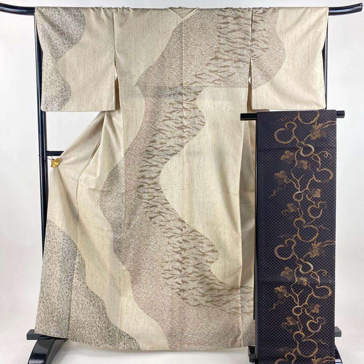 付下げ 身丈164 cm 裄丈66.5 M 袷 紬地 袋帯セット 松葉 花 ベージュ 正絹