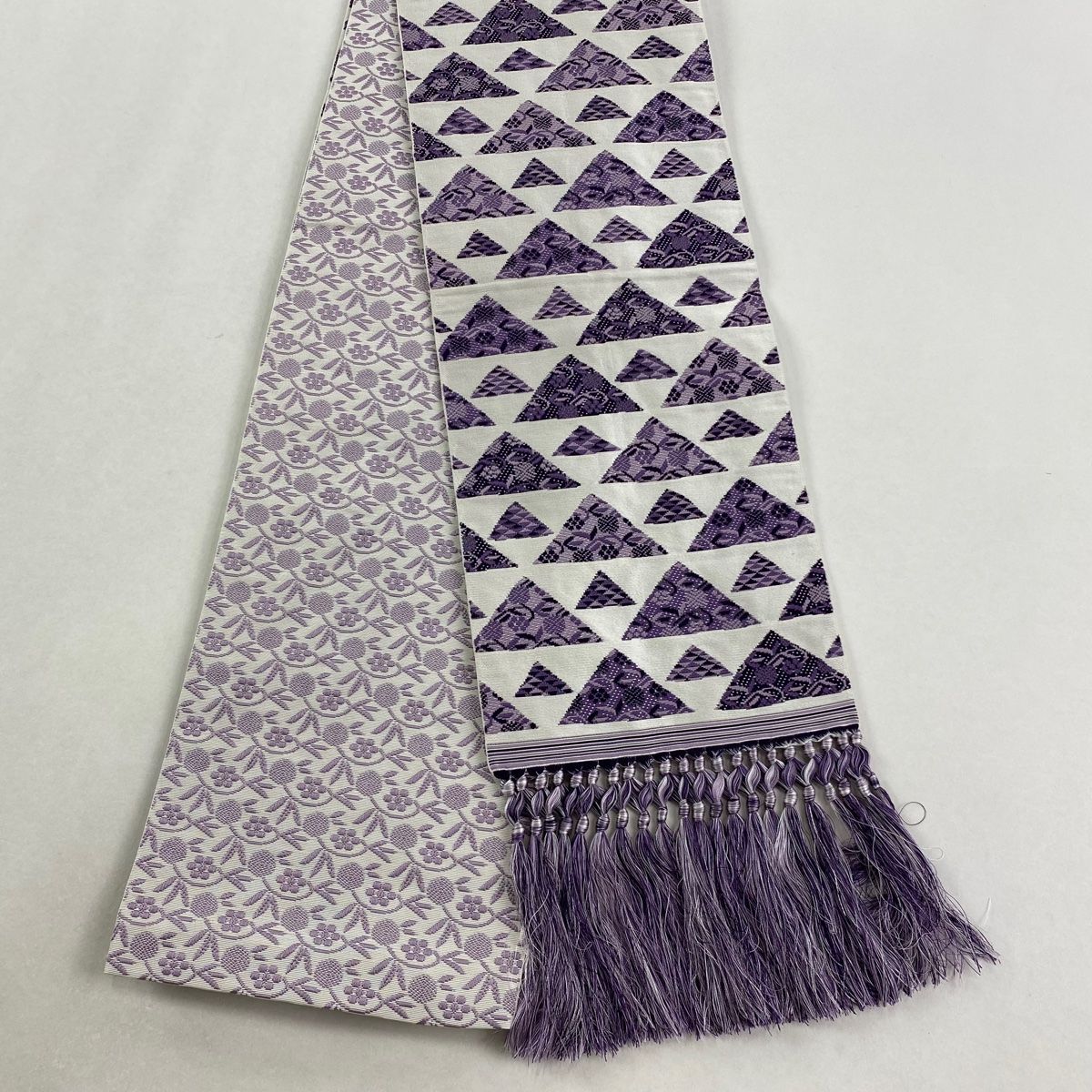 半幅帯 秀品 証紙 本場筑前博多織 鱗 笹蔓 白 正絹