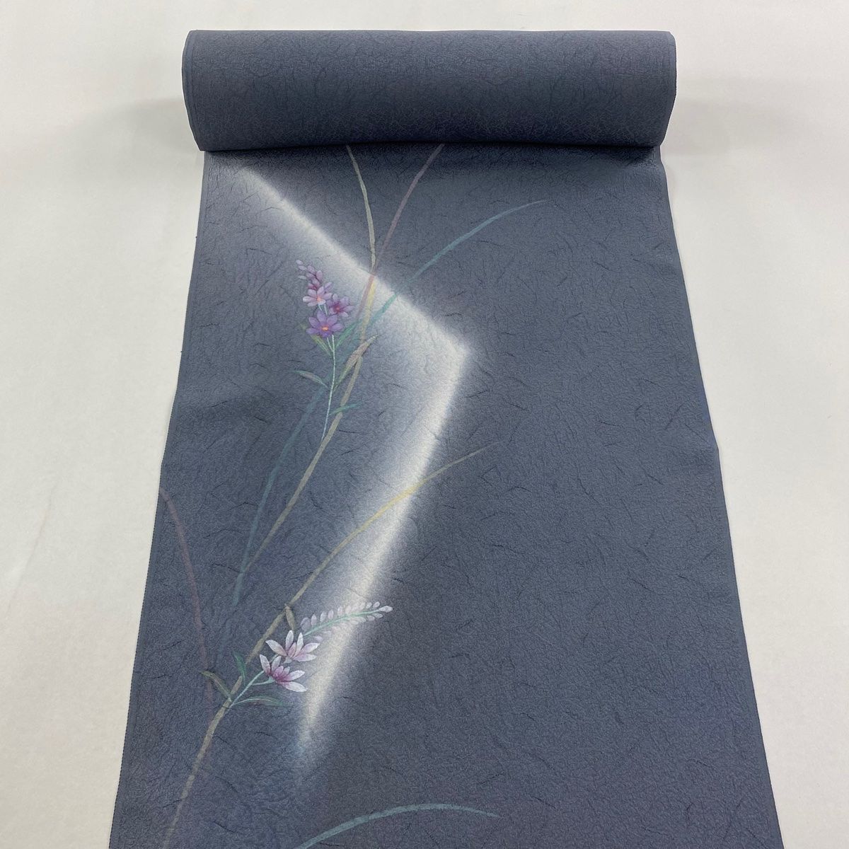 反物 秀品 付け下げ 草花 地紋 ぼかし 灰色 正絹