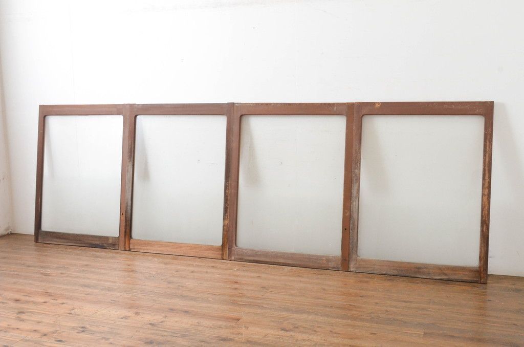 現状販売 窓4枚セット ビンテージ建具 シンプル 大判ガラス 引き戸 ガラス戸 ヴィンテージ 4~7営業日前後で発送 修理加工希望の方3ヶ月程で発送 R-065017