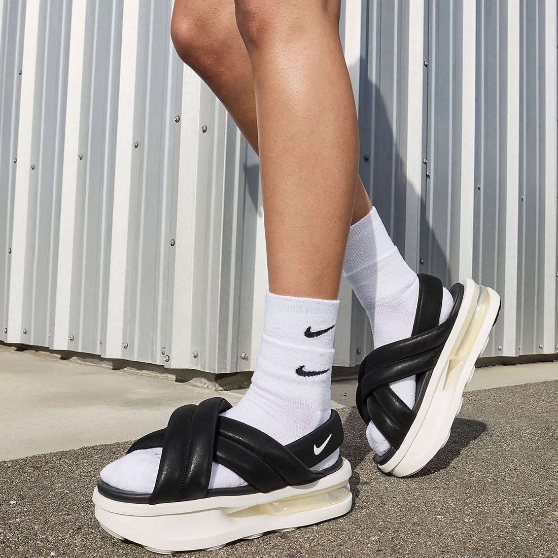  ナイキ エア マックス アイラ W AIR MAX ISLA ブラック セイル FJ 5929 002 日本 23 0 cm トレイルランニングシューズ アウトドアシューズ