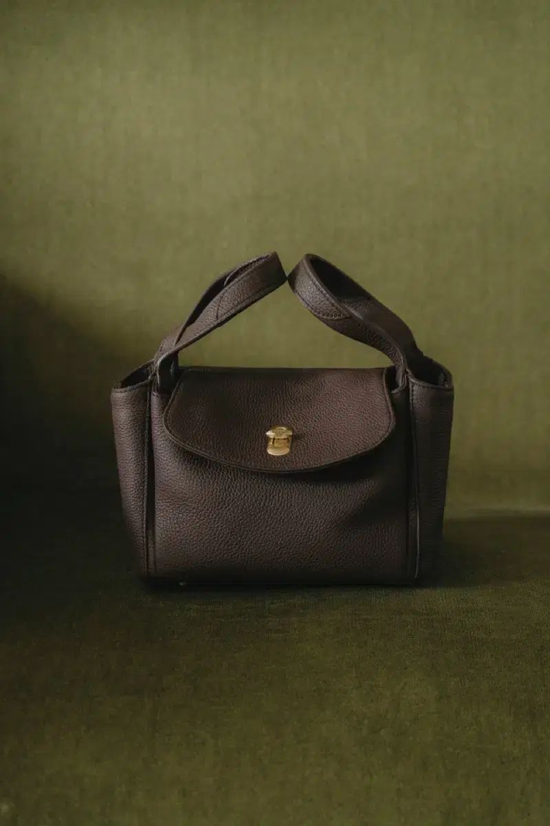 umer MRRV TR Lune Bag Petit ショコラブラウン