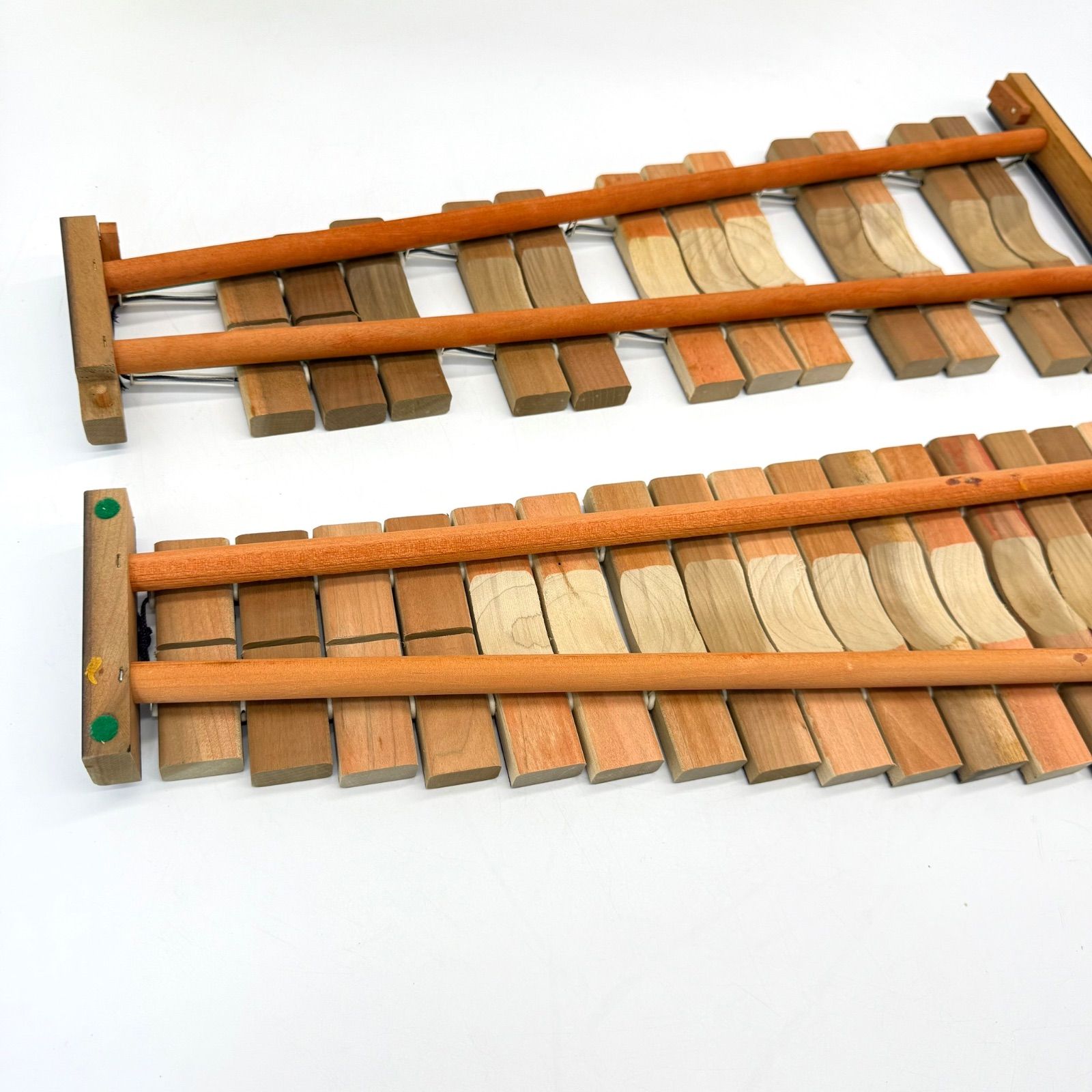 生産終了品ヤマハ YAMAHA 卓上 木琴 30音 マレット付 NO185① 生産終了品】 ヤマハ もっきん NO.185 木琴 卓上 30音 シロフォン 生産