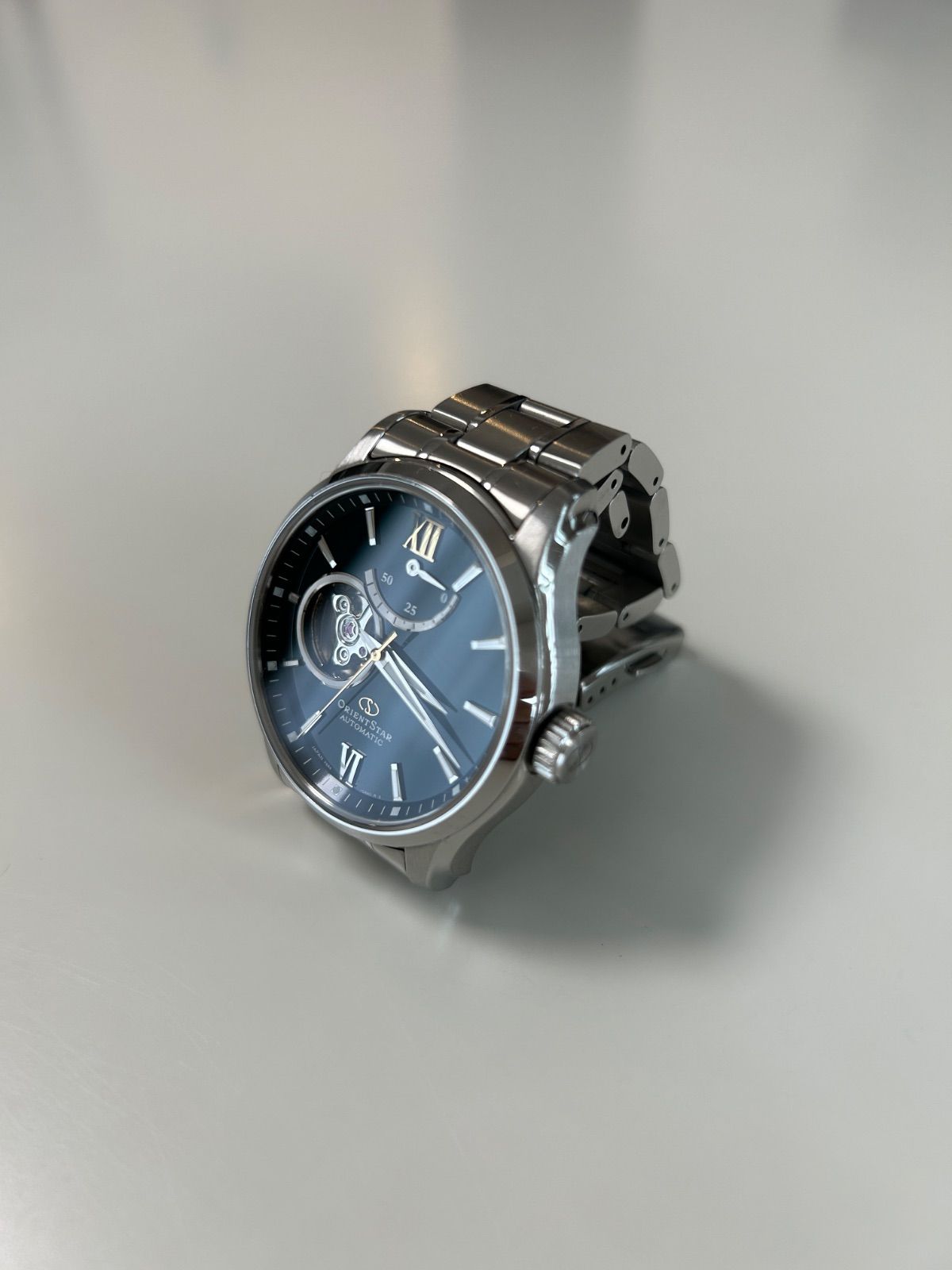 オリエントスターF 6 R 4-UAA 0メンズ腕時計機械式自動巻手巻付きセミスケルトン男性用ユニセックス