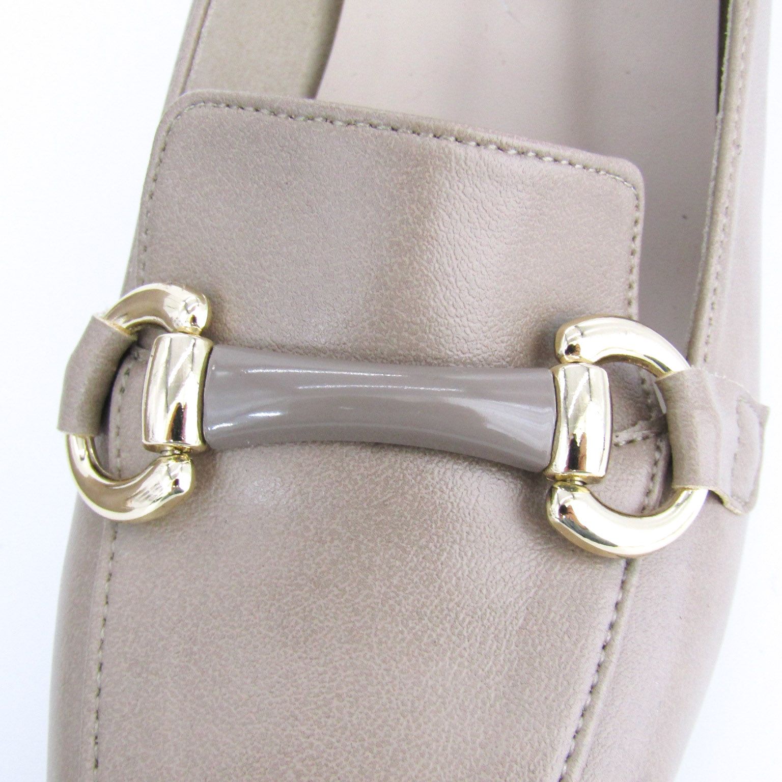 パンプス スクエアトゥ