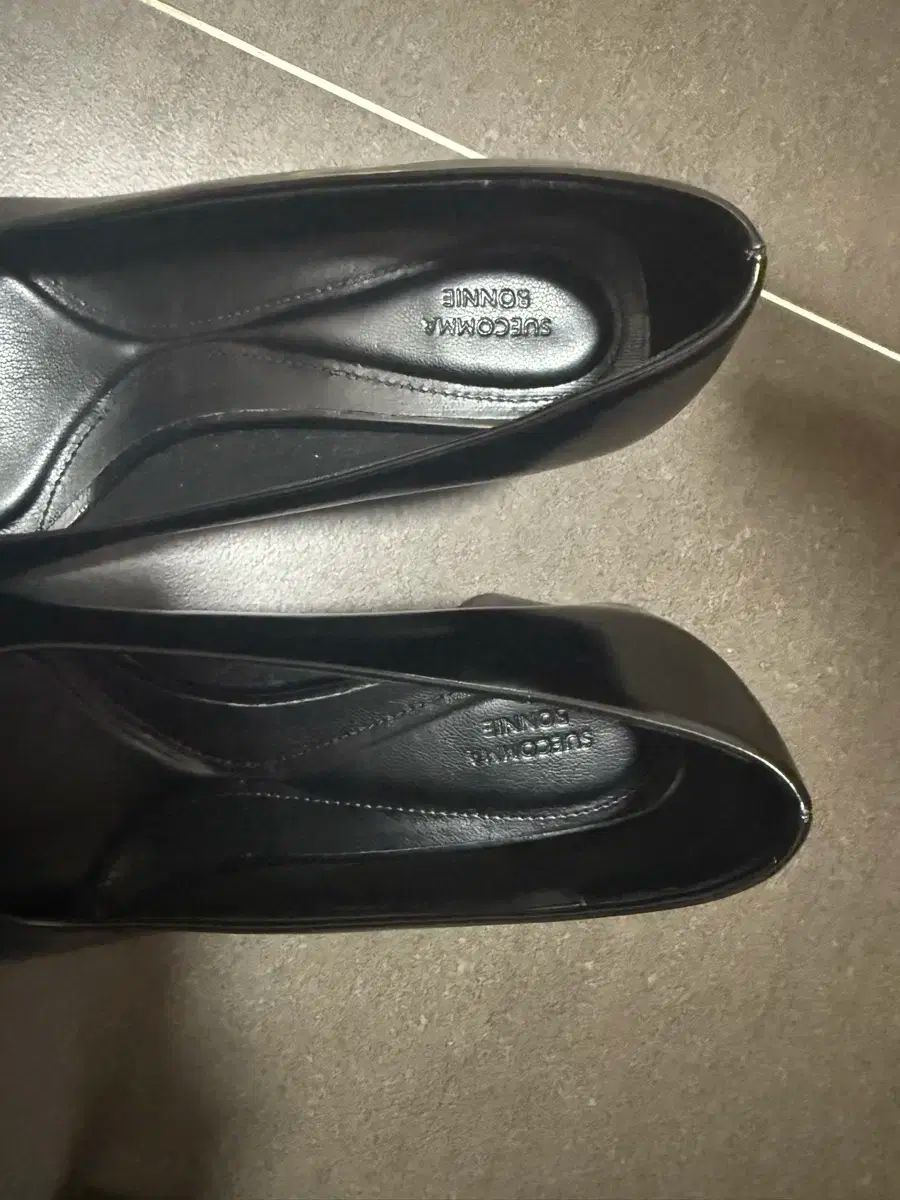  SUECOMMA BONNIE シューコンマボニー ブラックパンプスヒール スニーカー 靴